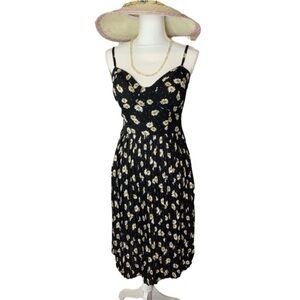 Max & Ash Size Juniors Large Daisy knee length spaghetti strap dress